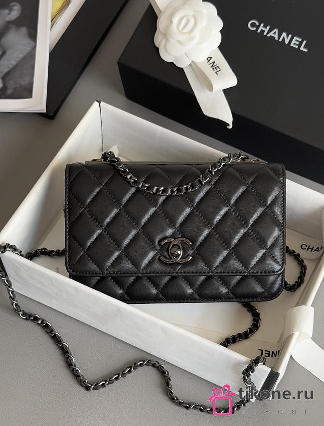 Chanel WOC Bag Trendy CC Lamskin Black - 12x19x3.5cm - 1