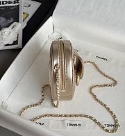 Chanel Heart Bag Lambskin & Gold Tone Metal Gold - 18x19x5cm - 3