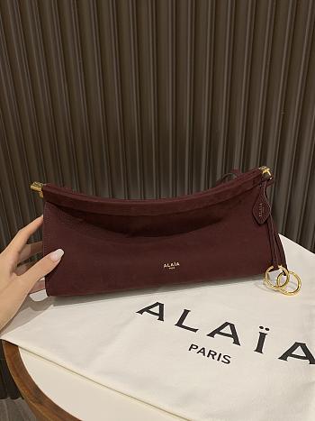 Alaia Le Click East West Medium Bag In Nubuck Garnet Red - 30x14x9cm
