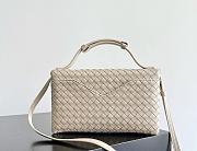 Bottega Veneta Knot Lock Beige - 25x16x5.5cm - 5