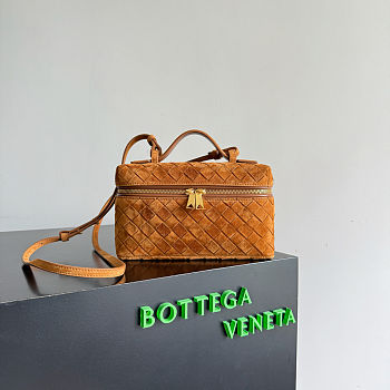 Bottega Veneta Bang Bang Vanity Case Amber Suede - 23x12.5x4cm