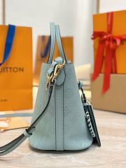 LV Blossom PM Mahina Leather Mineral Blue M24930- 20x20x12.5cm - 2