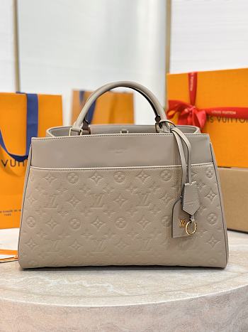 LV Avenue MM Monogram Empreinte Dove Gray - 38.5x24x15cm