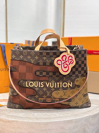 LV Shopper Tote MM Monogram Landscape M15274 - 40x32x16cm