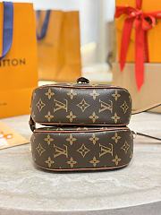 LV Duo BB Monogram M26592 - 19x14x6cm - 4