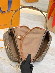 LV Duo BB Monogram M26592 - 19x14x6cm - 3