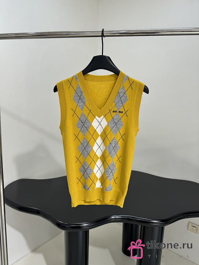 Miumiu Argyle Intarsia Cashmere Vest Yellow - 1