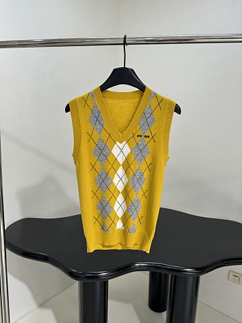 Miumiu Argyle Intarsia Cashmere Vest Yellow