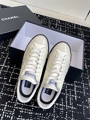Chanel Sneakers Taurillon Suede & Patent Calfskin White - 3
