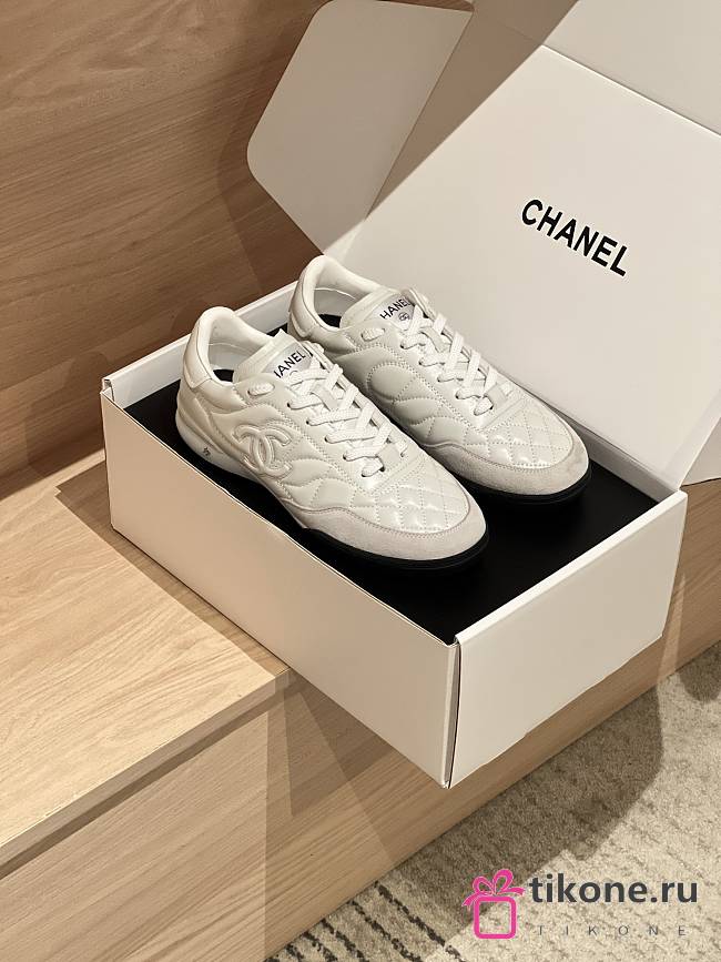 Chanel Sneakers Shiny Calfskin Suede Calfskin White - 1