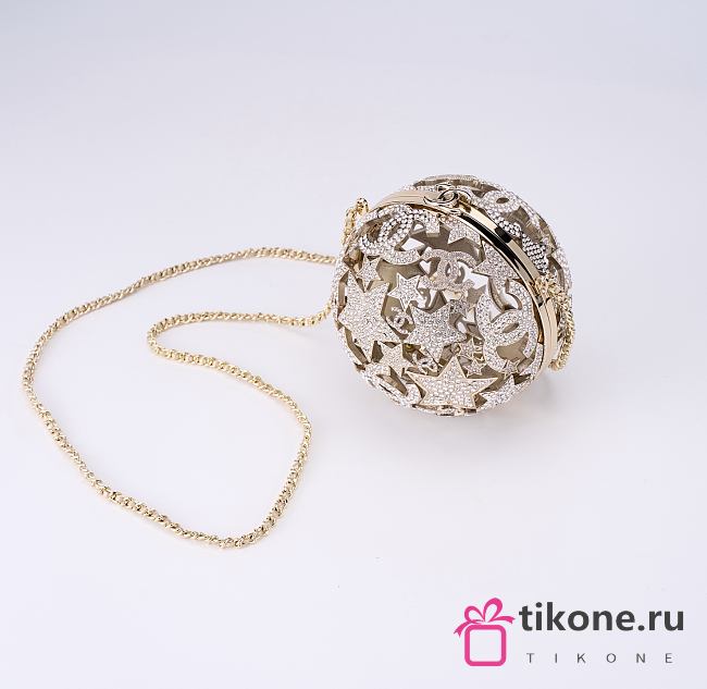 Chanel Sphere Minaudiere Gold Tone Metal & Strass Golden & Crystal - 12x12x12cm - 1