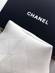 Chanel Large Hobo Bag Lamskin White - 45x35x14cm - 4