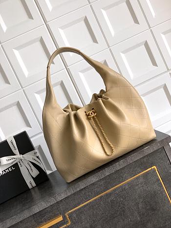 Chanel Large Hobo Bag Lamskin Beige - 45x35x14cm