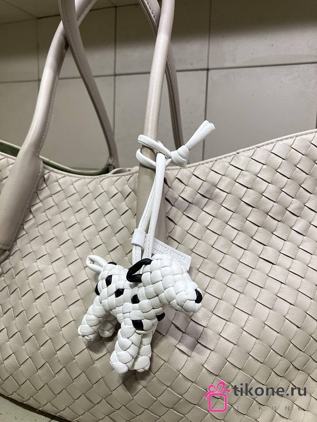 Bottega Veneta Dog Charm Black White  - 1