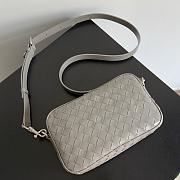 Bottega Veneta Small Intrecciato Camera Bag in Gray - 24.5x15x6cm - 6