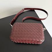 Bottega Veneta Small Intrecciato Camera Bag in Madder Brown - 24.5x15x6cm - 2