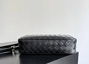 Bottega Veneta Small Intrecciato Camera Bag in Black - 24.5x15x6cm - 5