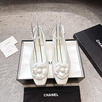 Chanel Ballet Flats Shiny Calfskin White