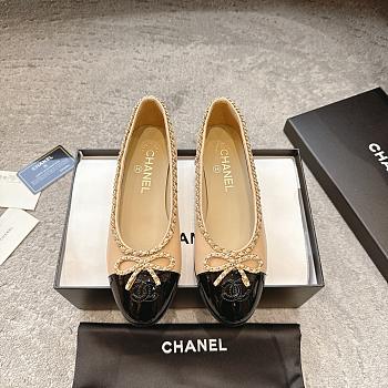 Chanel Ballet Flats Lambskin & Patent Calfskin Beige & Black 