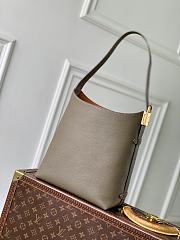 LV The Low Key Hobo PM Smoke M15205 - 24x28x16cm - 1