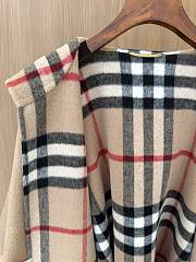Burberry Reversible Check Cashmere Cape in Sand - 176x120cm - 6