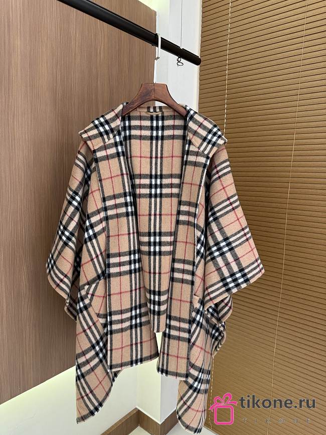 Burberry Check Cashmere Cape in Sand - 176x120cm - 1