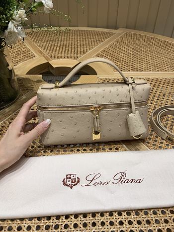 Loro Piana Extra Bag L23 Ostrich Leather Orix - 23x12x7cm