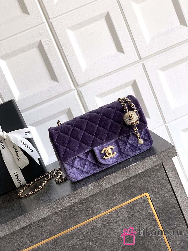 Chanel Mini Flap Bag Velvet Diamanté & Gold Tone Metal Purple - 20x13x7cm - 1