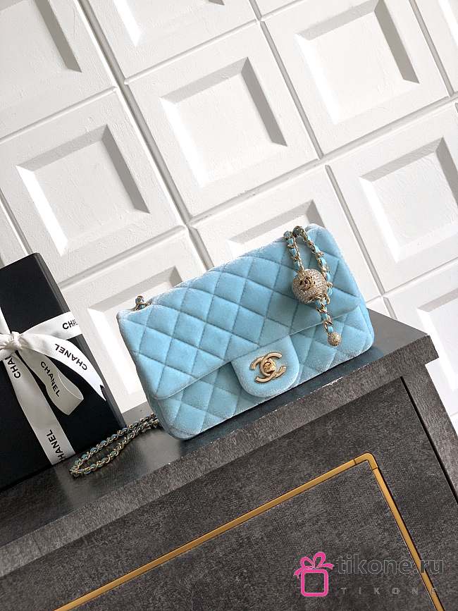 Chanel Mini Flap Bag Velvet Diamanté & Gold Tone Metal Blue - 20x13x7cm - 1