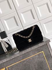 Chanel Small Classic Handbag Velvet & Gold Metal Black - 23x14.5x6cm - 3