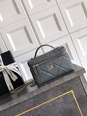 Chanel Vanity with Chain Grained Shiny Calfskin & Gold Tone Metal Gray - 19.5x17x5cm - 2