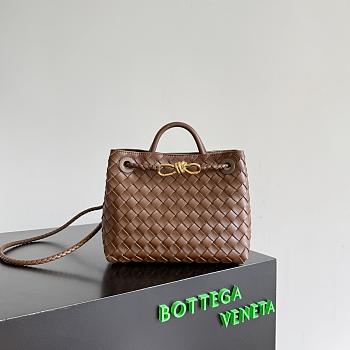 Bottega Veneta Small Andiamo Intrecciato Nocciola - 25x20x10cm