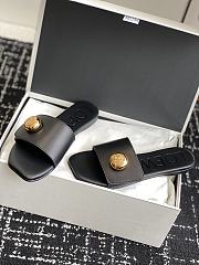 Loewe Pebble Slide In Soft Calfskin Black - 3