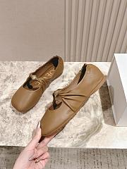 Loewe Pebble Soft Ballerina In Nappa Lambskin Oak - 4