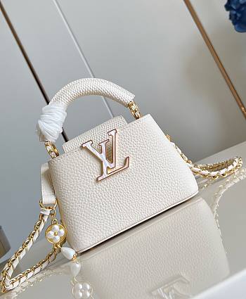 LV Capucines Mini Bag Taurillon Leather Jade Green M15157 - 21x13.6x8cm