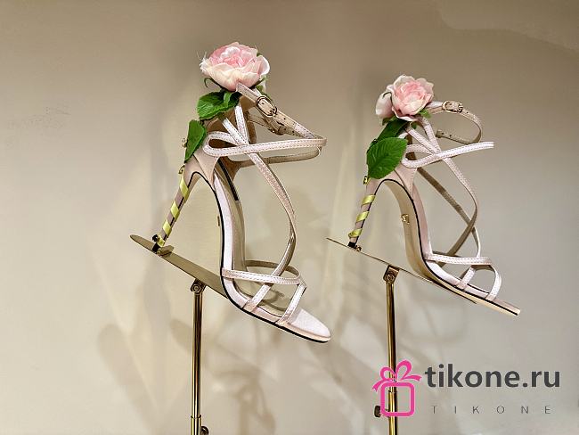Dolce & Gabbana Jewel Sandals With Embellishments Beige 10.5cm - 1