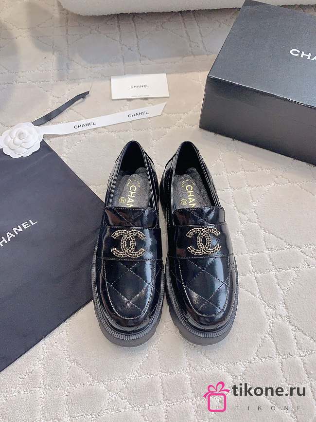 Chanel Moccasins Shiny Lamskin Black 4cm - 1