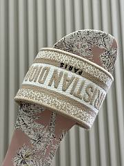 Dioriviera Dway Slide Embroidered Cotton and Beige and White Toile de Jouy Palms Motif - 3