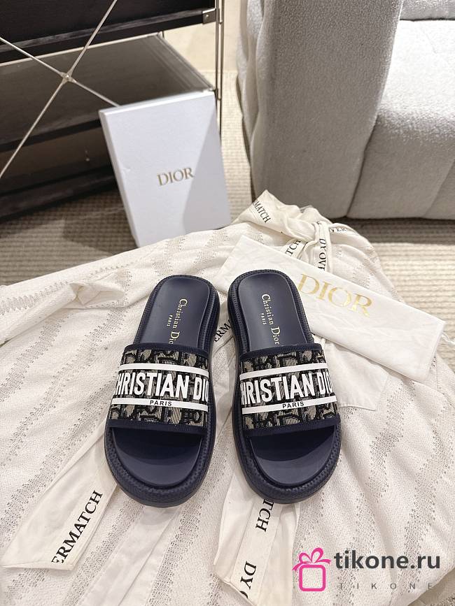 Dioriviera Dway Slide Deep Blue Dior Oblique Embroidered Cotton and White Rubber - 1