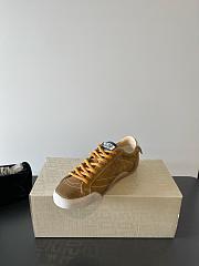 Golden Goose True Star In Tobacco Colored Suede With White Star And Platinum Heel Tab - 6