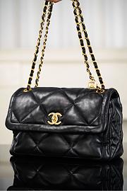 Chanel Maxi Hobo Lambskin Gold Tone Black - 35x24x10cm - 6