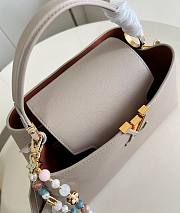 LV Capucines MM Souple Bag Greige M12929 - 33x24x12cm - 3