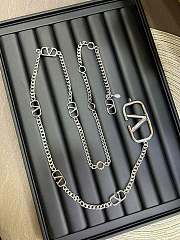 Valentino Garavani VLogo Signature Silver Metal Chain Belt with Mini VLogo  - 2