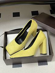 Alaia Square Pumps In Haircalf Lemon Yellow 9cm - 4