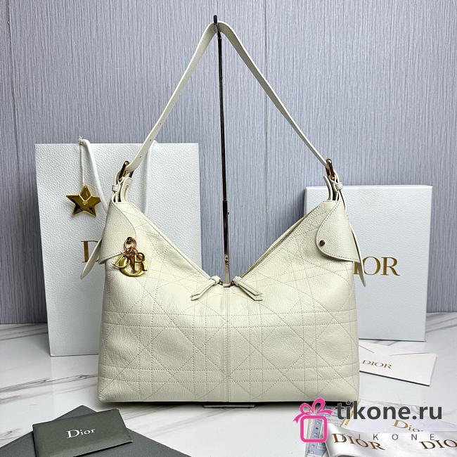 Large Dior Voyage Bag White Flat Macrocannage Grained Calfskin - 34x22x13cm - 1