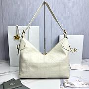 Large Dior Voyage Bag White Flat Macrocannage Grained Calfskin - 34x22x13cm - 2