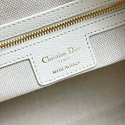 Large Dior Voyage Bag White Flat Macrocannage Grained Calfskin - 34x22x13cm - 4