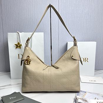 Large Dior Voyage Bag Beige Flat Macrocannage Grained Calfskin - 34x22x13cm