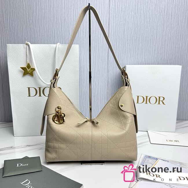 Medium Dior Voyage Bag Beige Flat Macrocannage Grained Calfskin - 28x18x12cm - 1