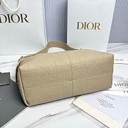 Medium Dior Voyage Bag Beige Flat Macrocannage Grained Calfskin - 28x18x12cm - 2